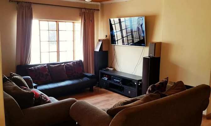 Mornay's room