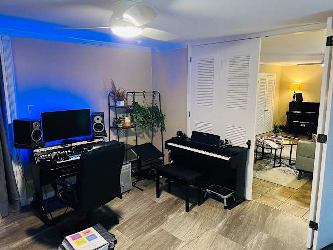 Jon's room
