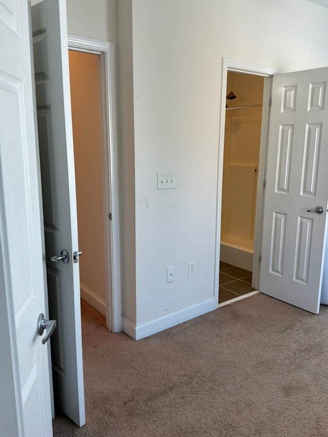 Thama's room