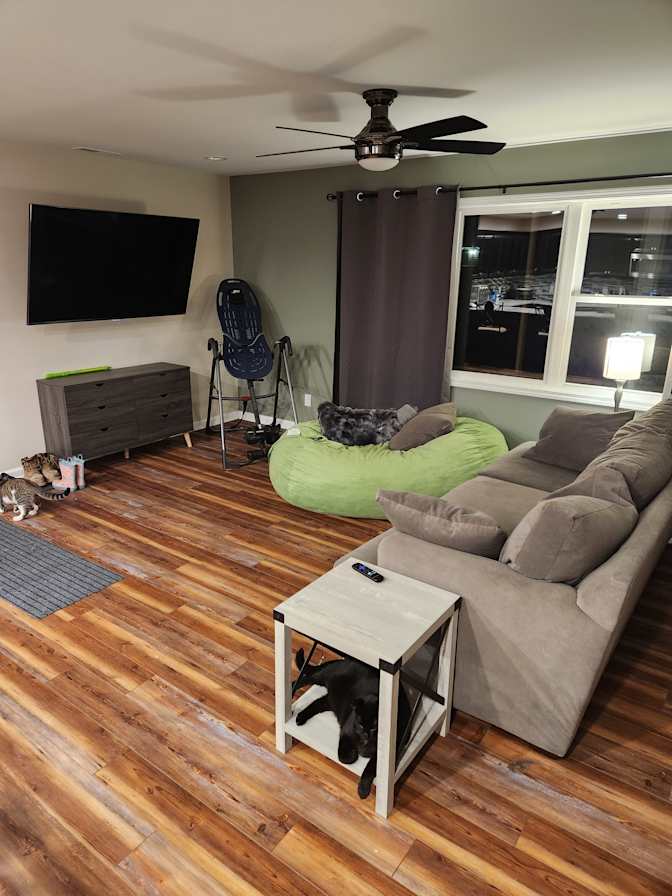 Dirk's room