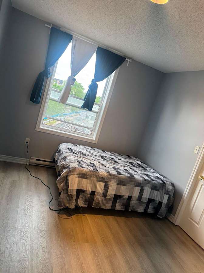 Tony's room