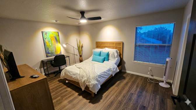 Claude's room