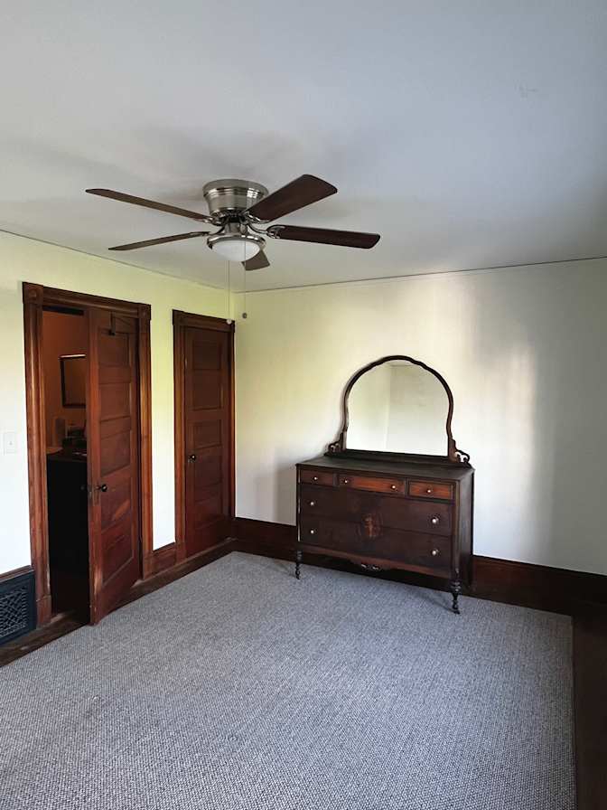 Zoia's room