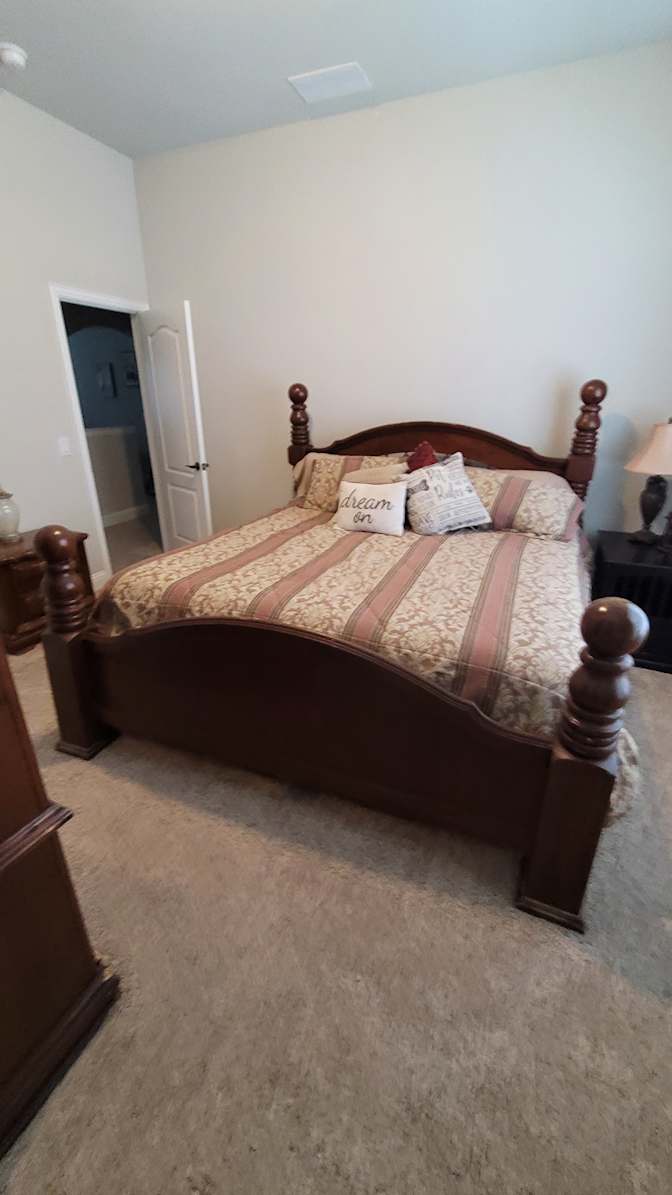 DEBORAH TEAGUE's room
