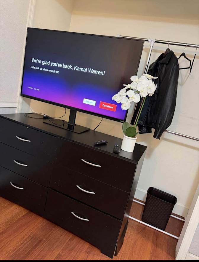 Karol G's room