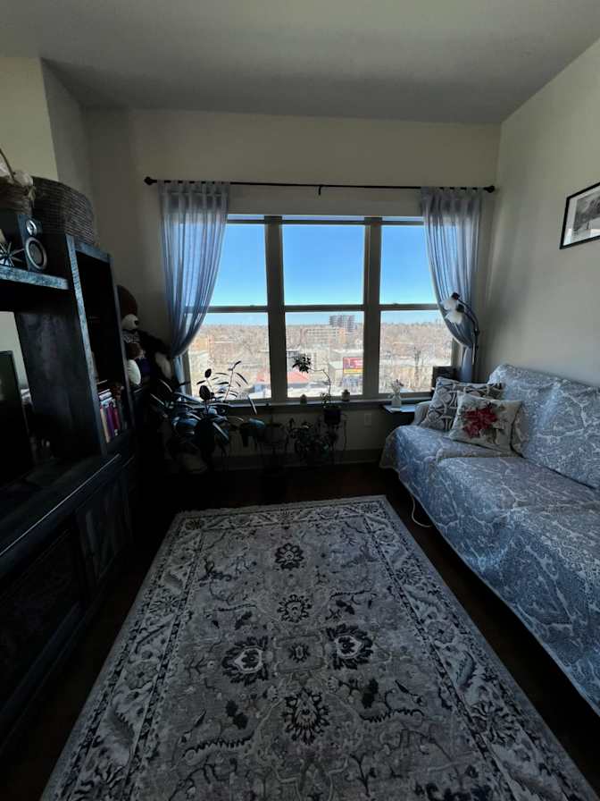 Goldston's room
