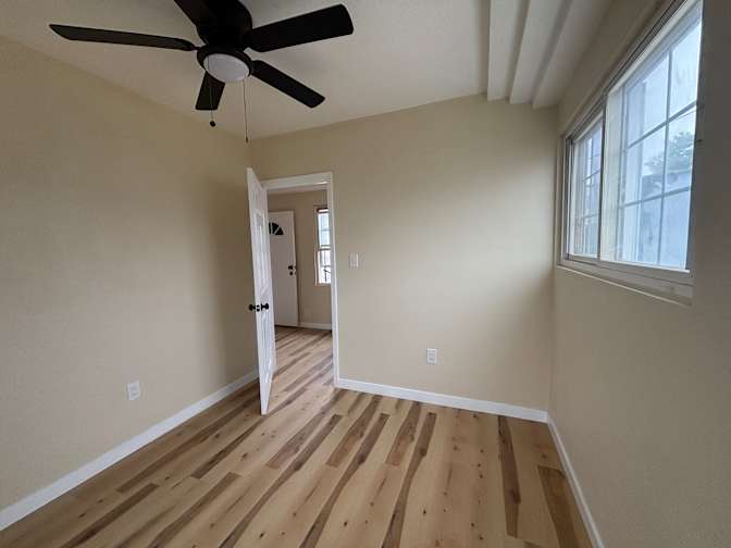 RoomRentalsLA's room