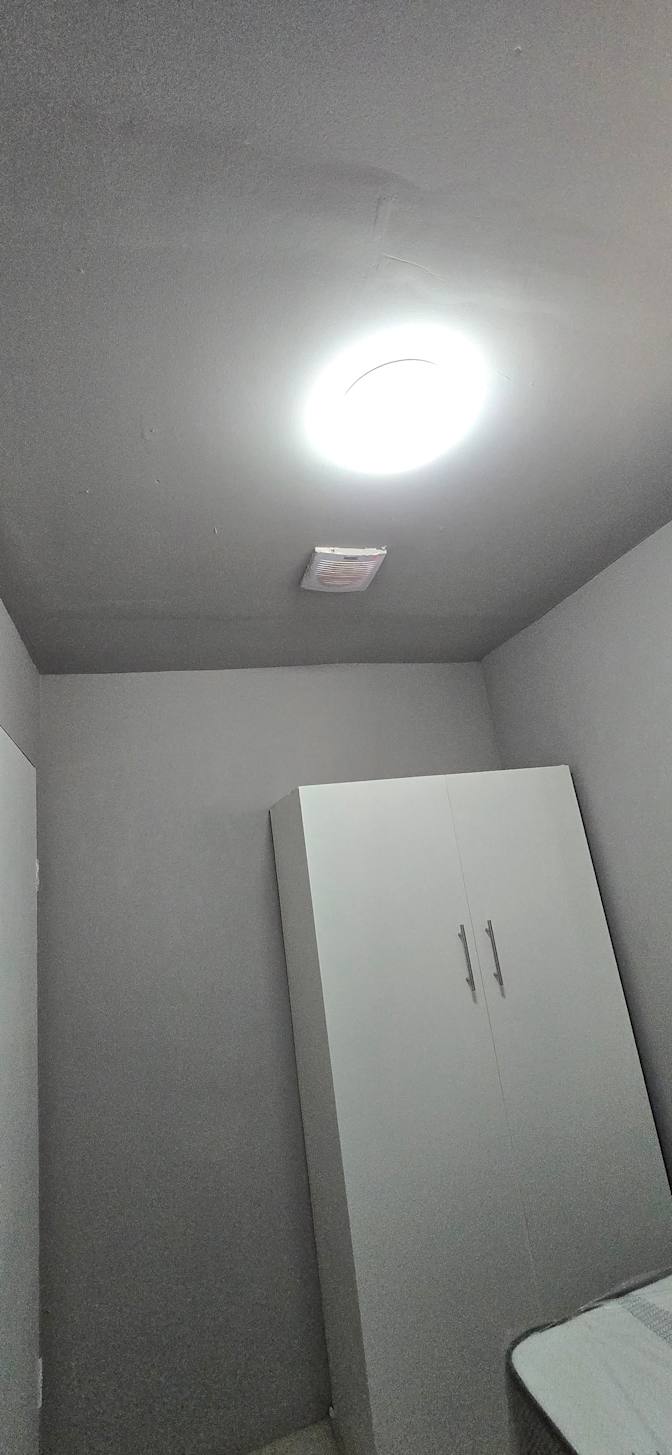 Faiek Meyer's room