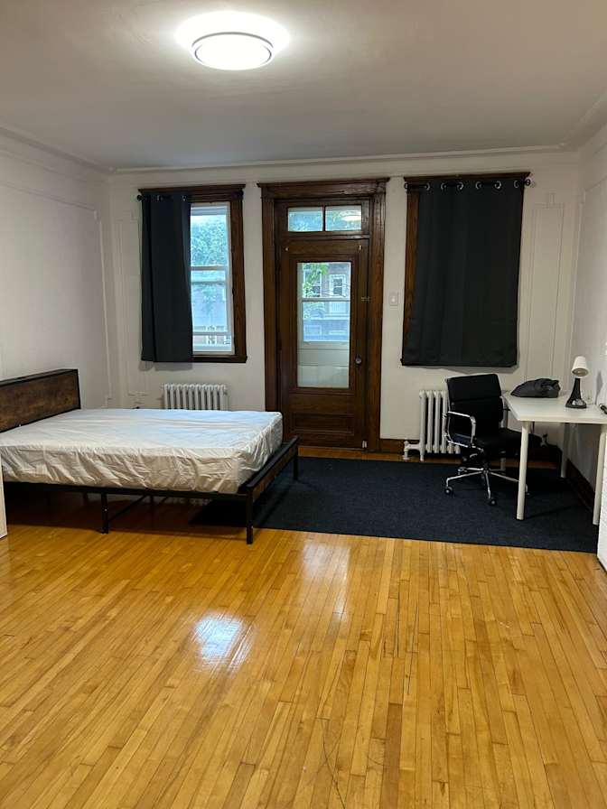 Carole's room