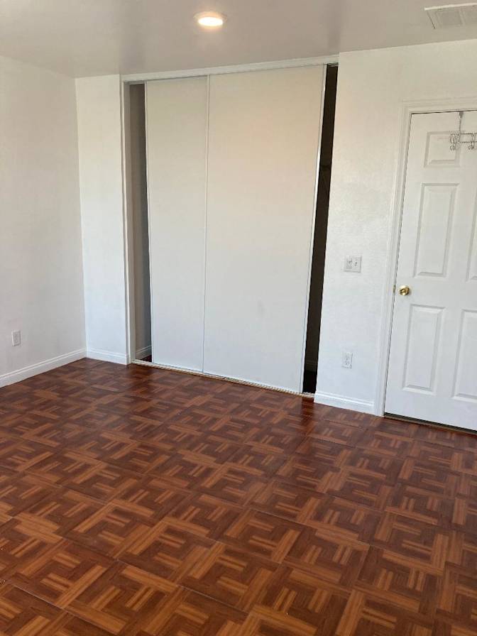 WILLIE JAMES MORGAN's room