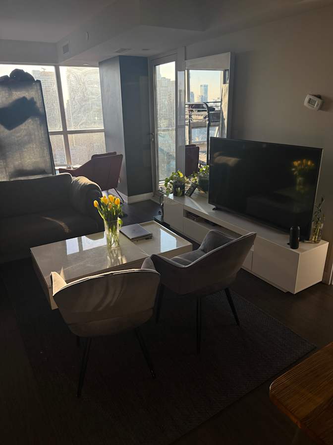 Joel orellana's room