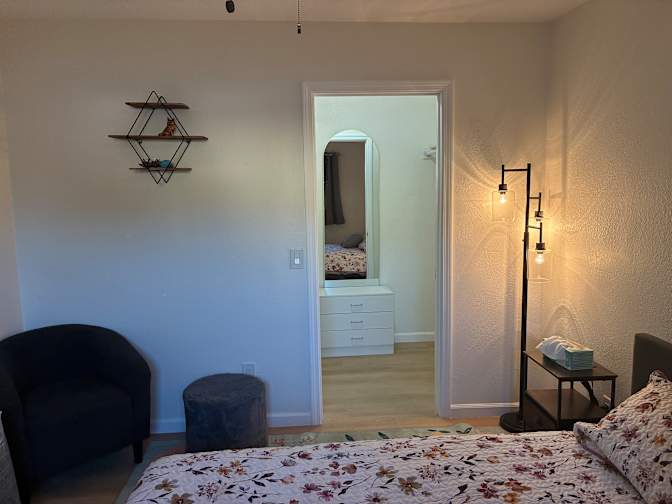 Lisa's room