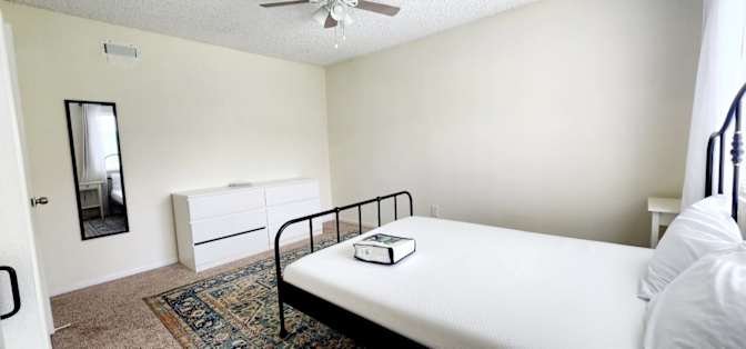 Jennifer's room
