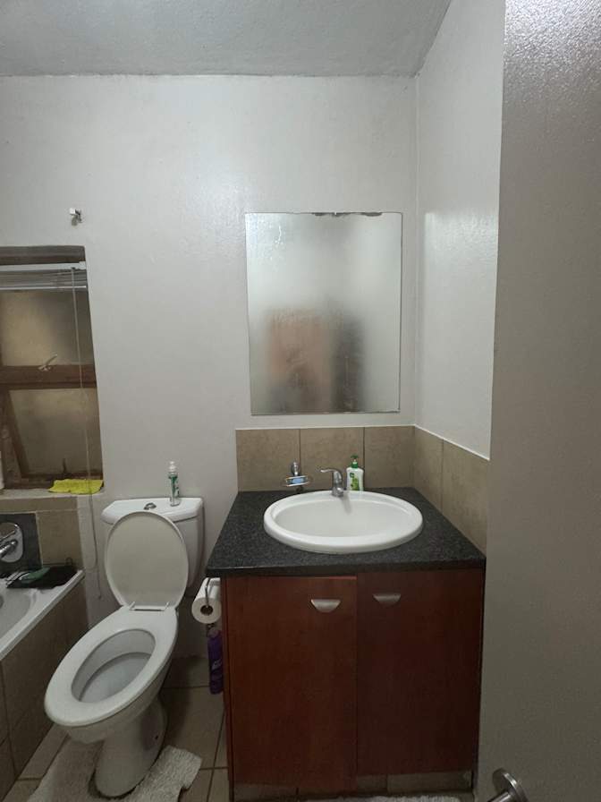 Zakithi's room