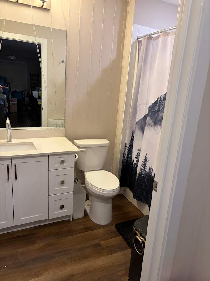Jennifer Moonie's room