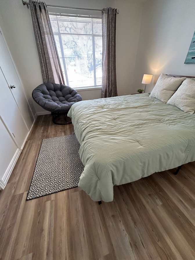 Tarik's room