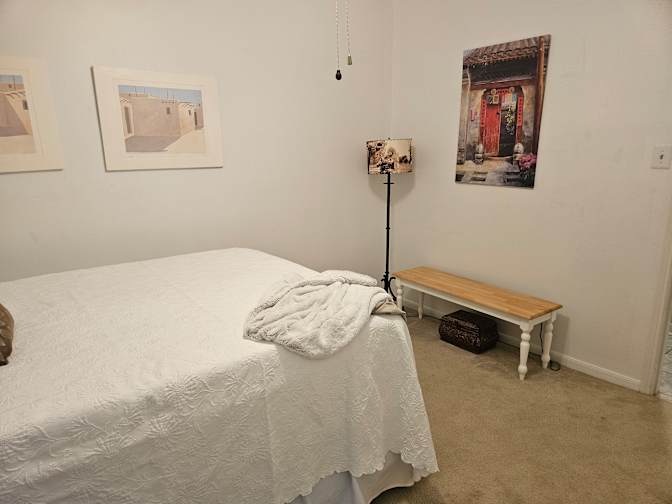 Donna's room
