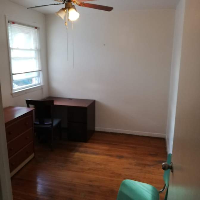 BILL's room