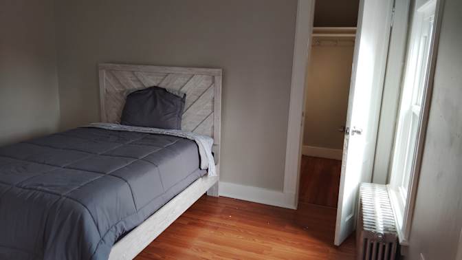 Taylor's room