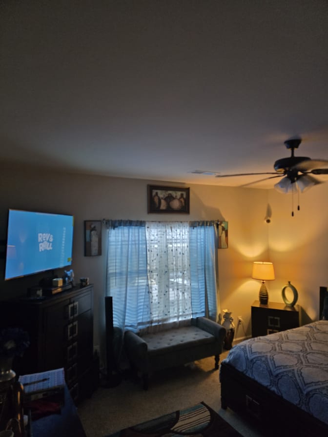 Maurice Thomas Jr's room