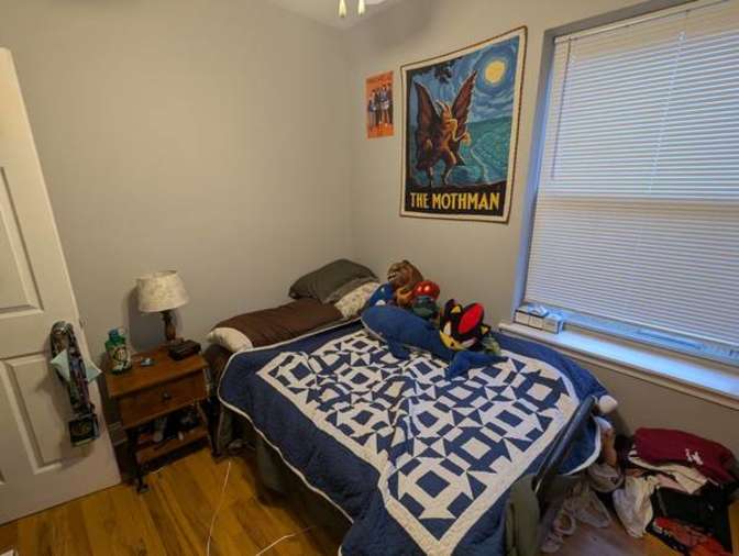 Caroline's room