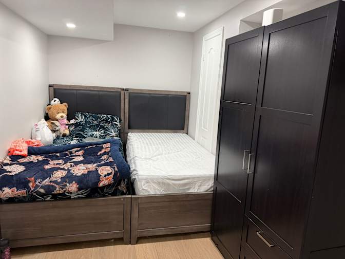 Neyhhaa Srivastava's room