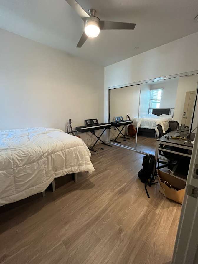 Irvine's room