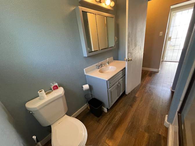 Houston Management Co's room
