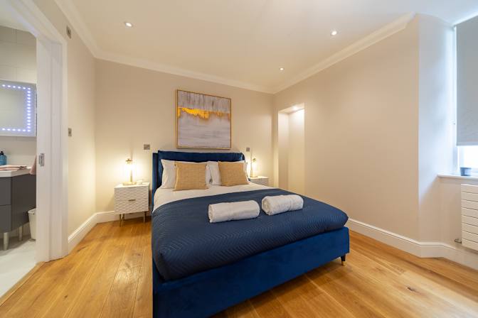 SSB Properties Management's room