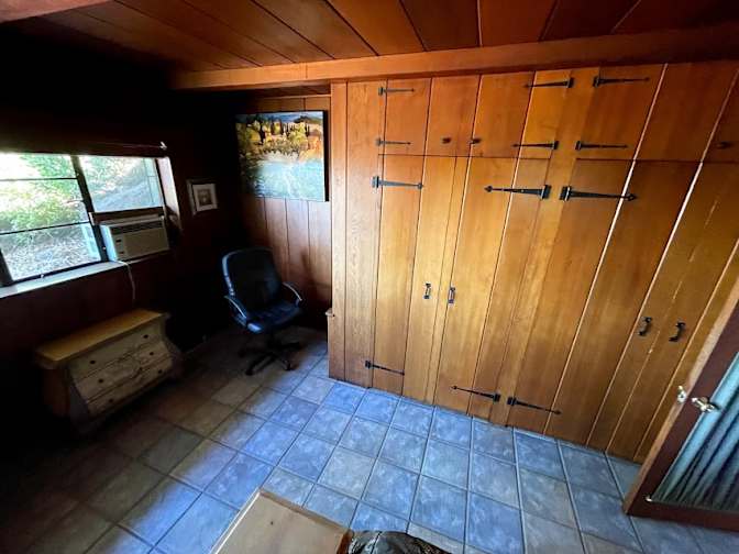 Jerry and Angie's room