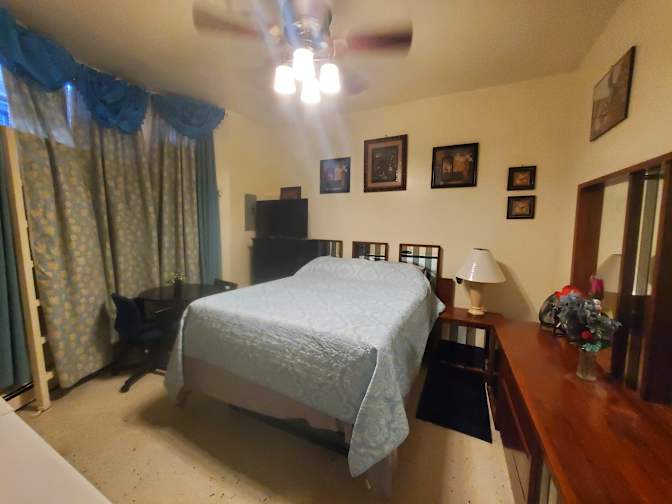 Jason Bryan, Realtor's room