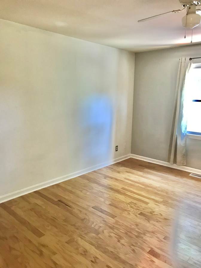 santos's room