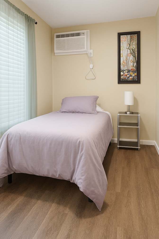Magali A.'s room