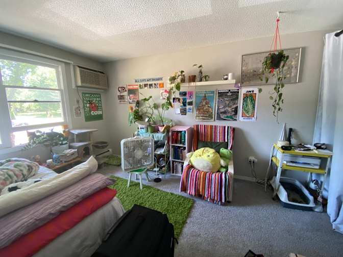 Gina's room