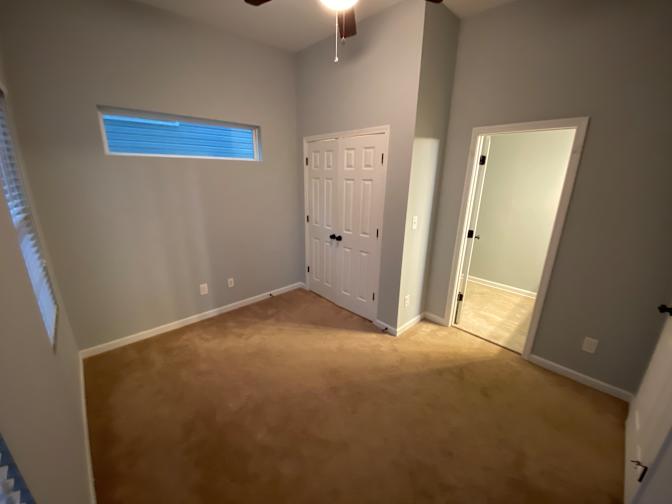 Alcove Rooms's room