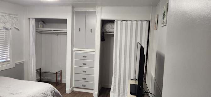 Simona's room