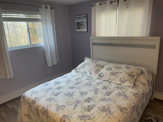 Gil's room