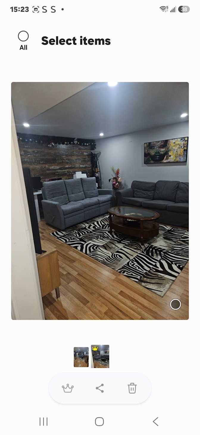 Donnette Jackson's room