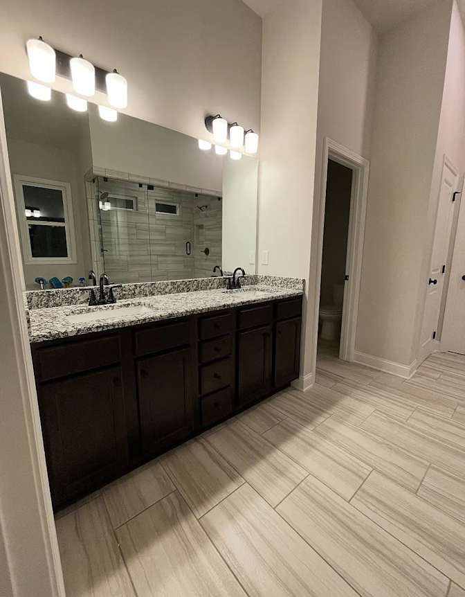 Alcove Rooms's room