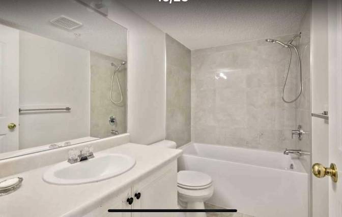 Kaitlyn Miller's room