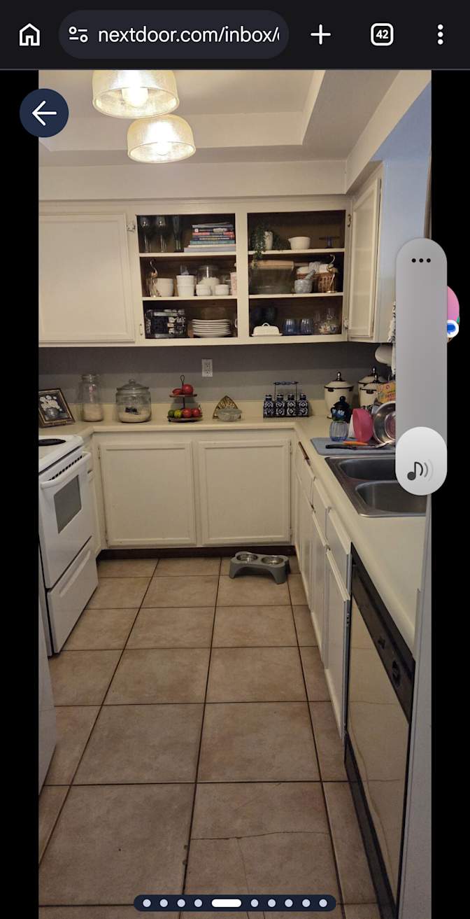 Liz's room
