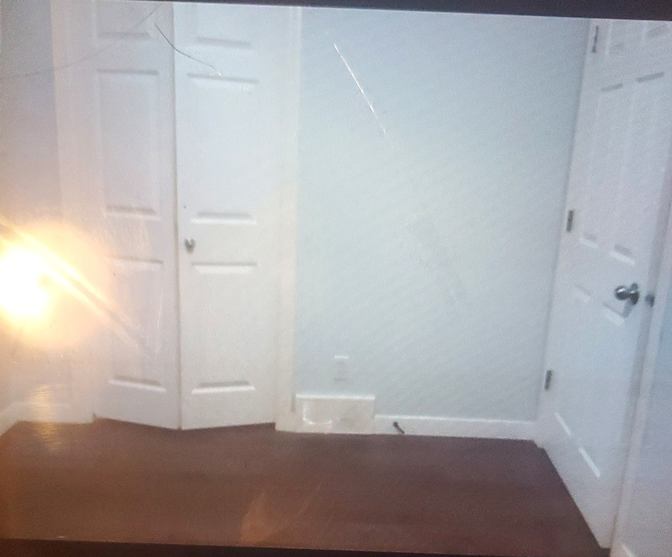 Negst's room