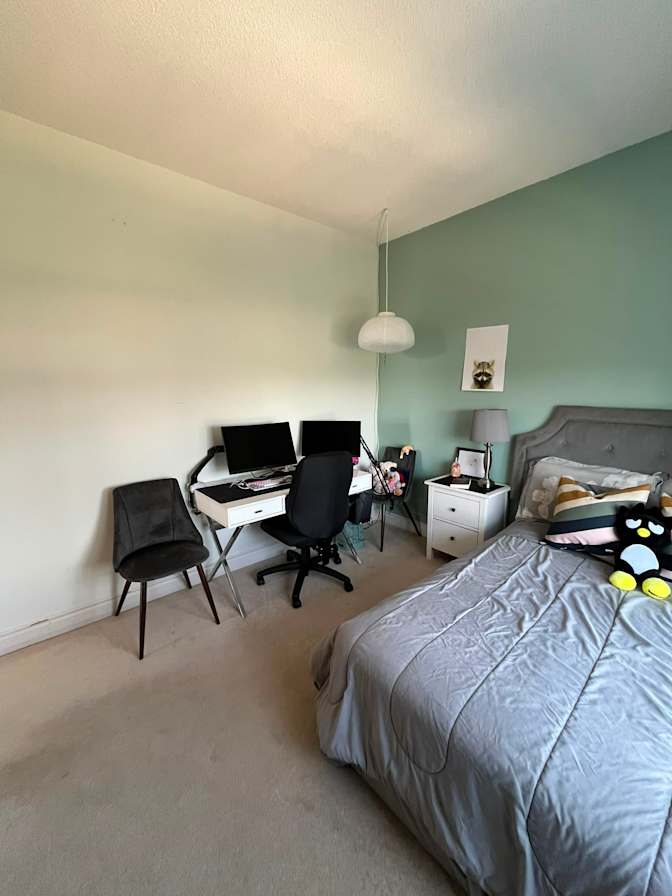 Suki lee's room