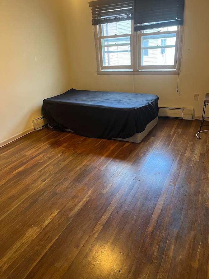 Jen's room