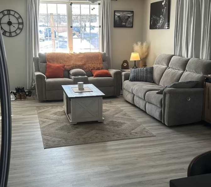 Erik's room