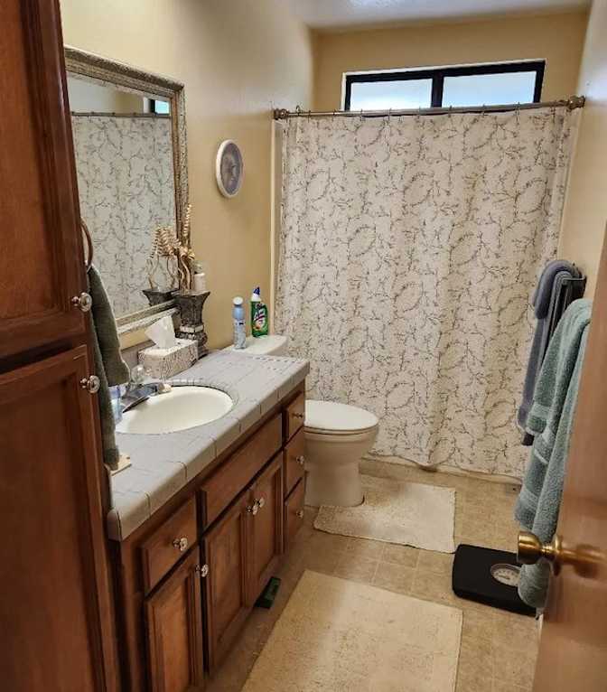 Suzanne's room