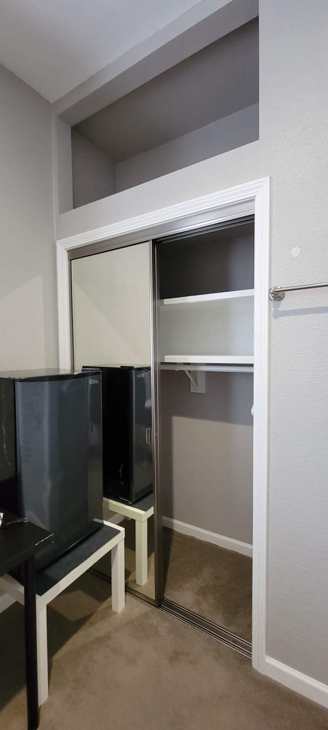 Bnb Aurora's room