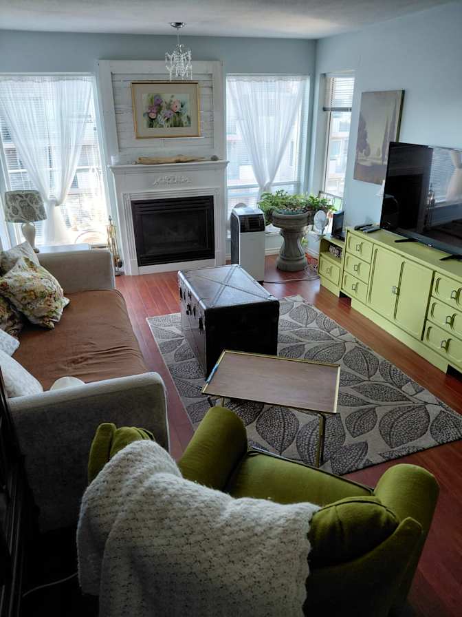 Lisa's room