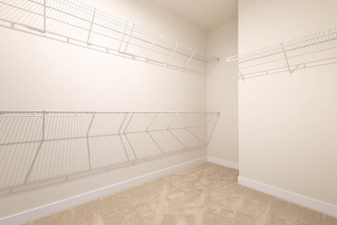 Qua Cunningham's room