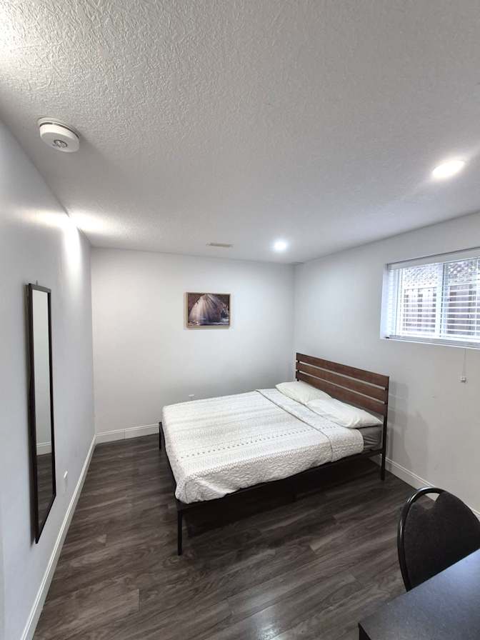 Nikoo Zohadi's room